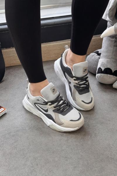 Walking - Gri Füme